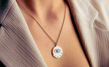 The Timeless Allure of Classic Jewelry and Craftsmanship